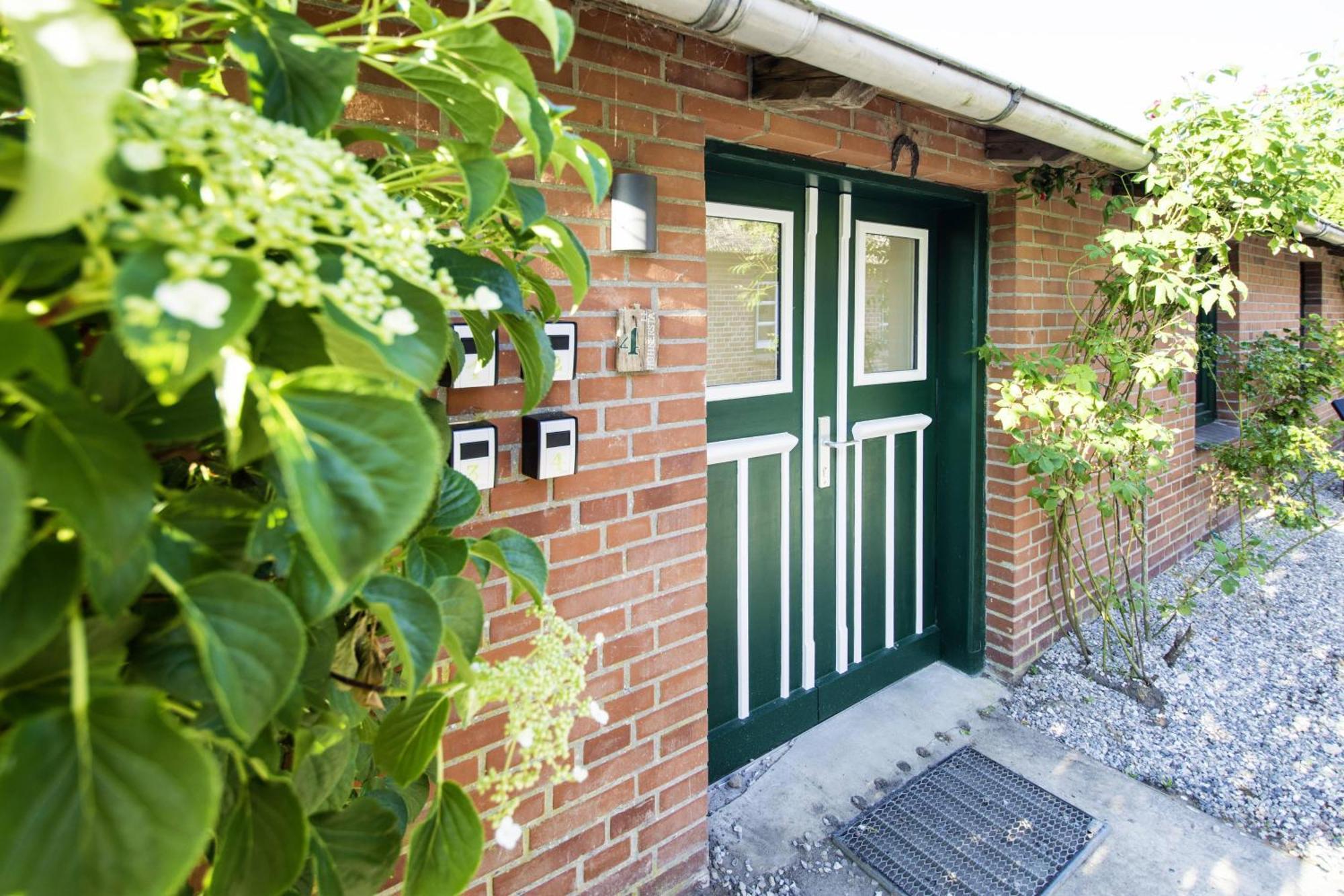 Huehnerstall Luettenhof Hasselberg  エクステリア 写真